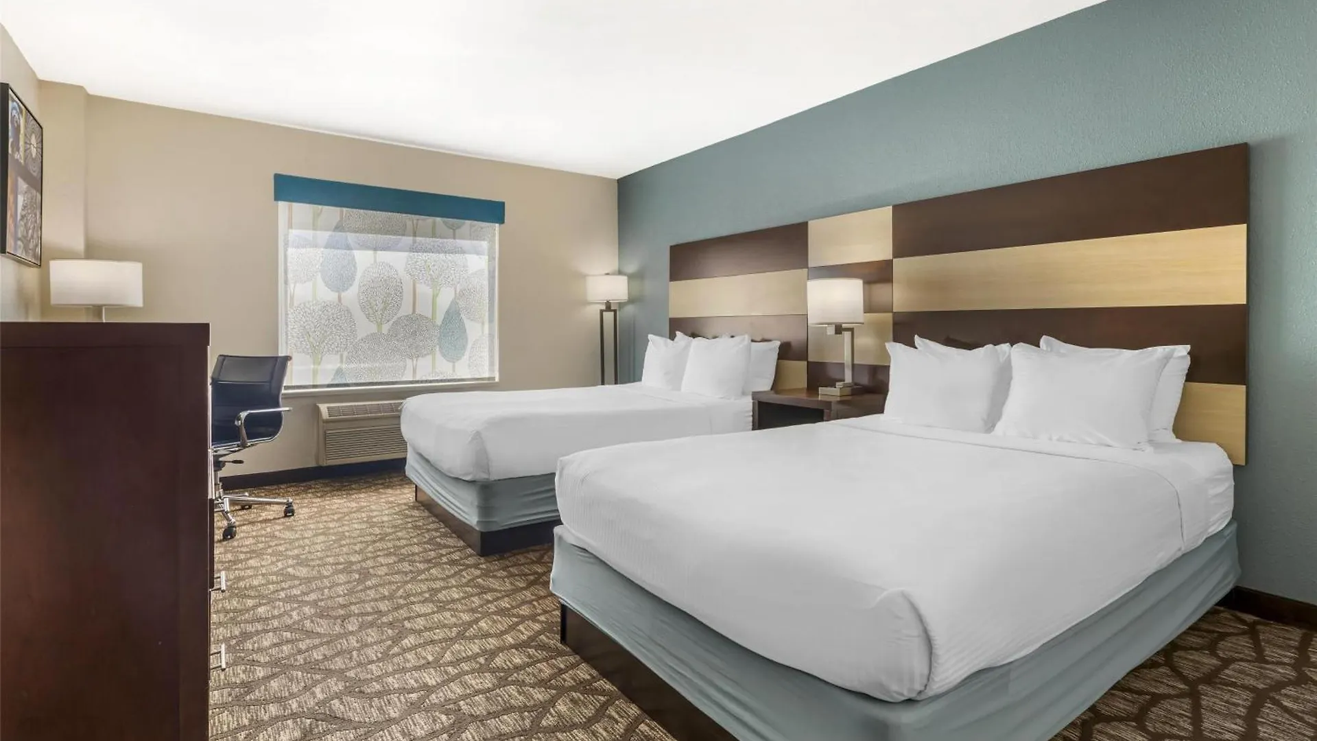 8 Smart 3-Star Hotels Near Louis Joliet Pointe Worth Booking