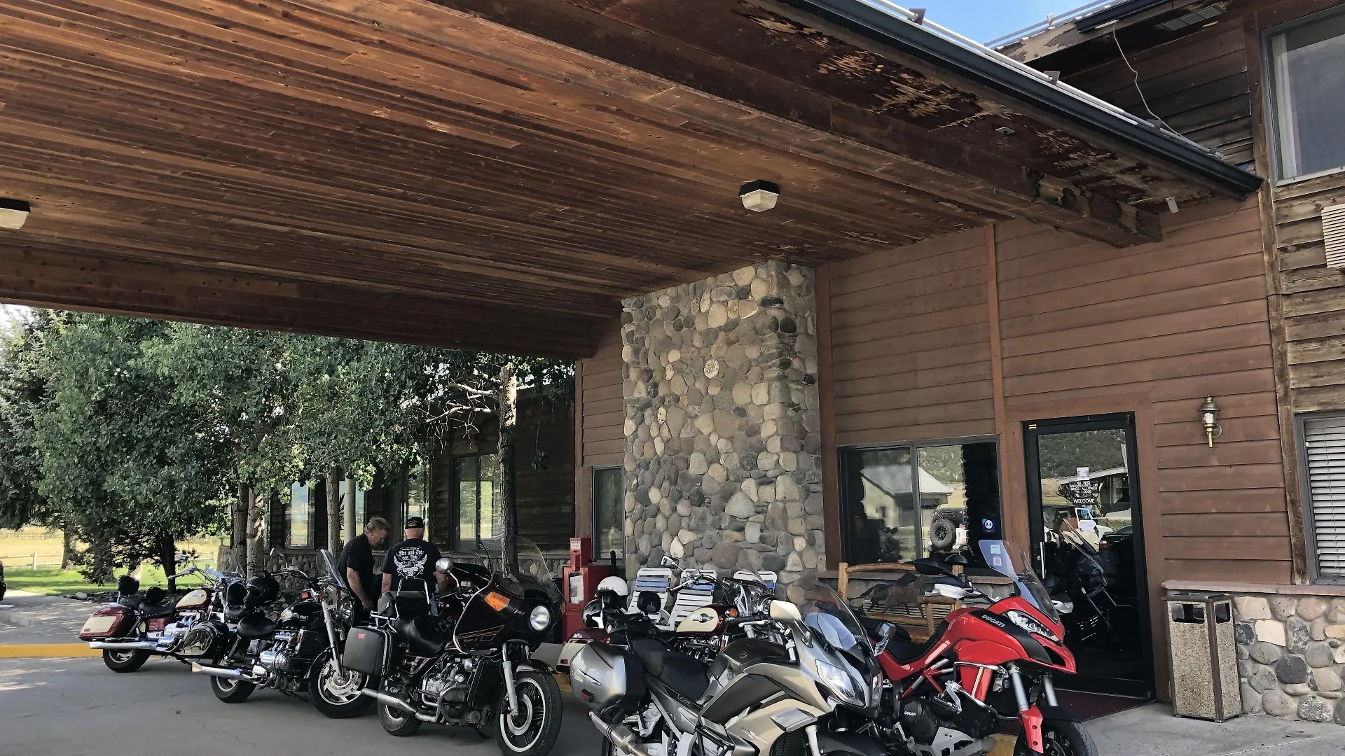 7 Central Hotels in Telluride Ski Worth Booking Now