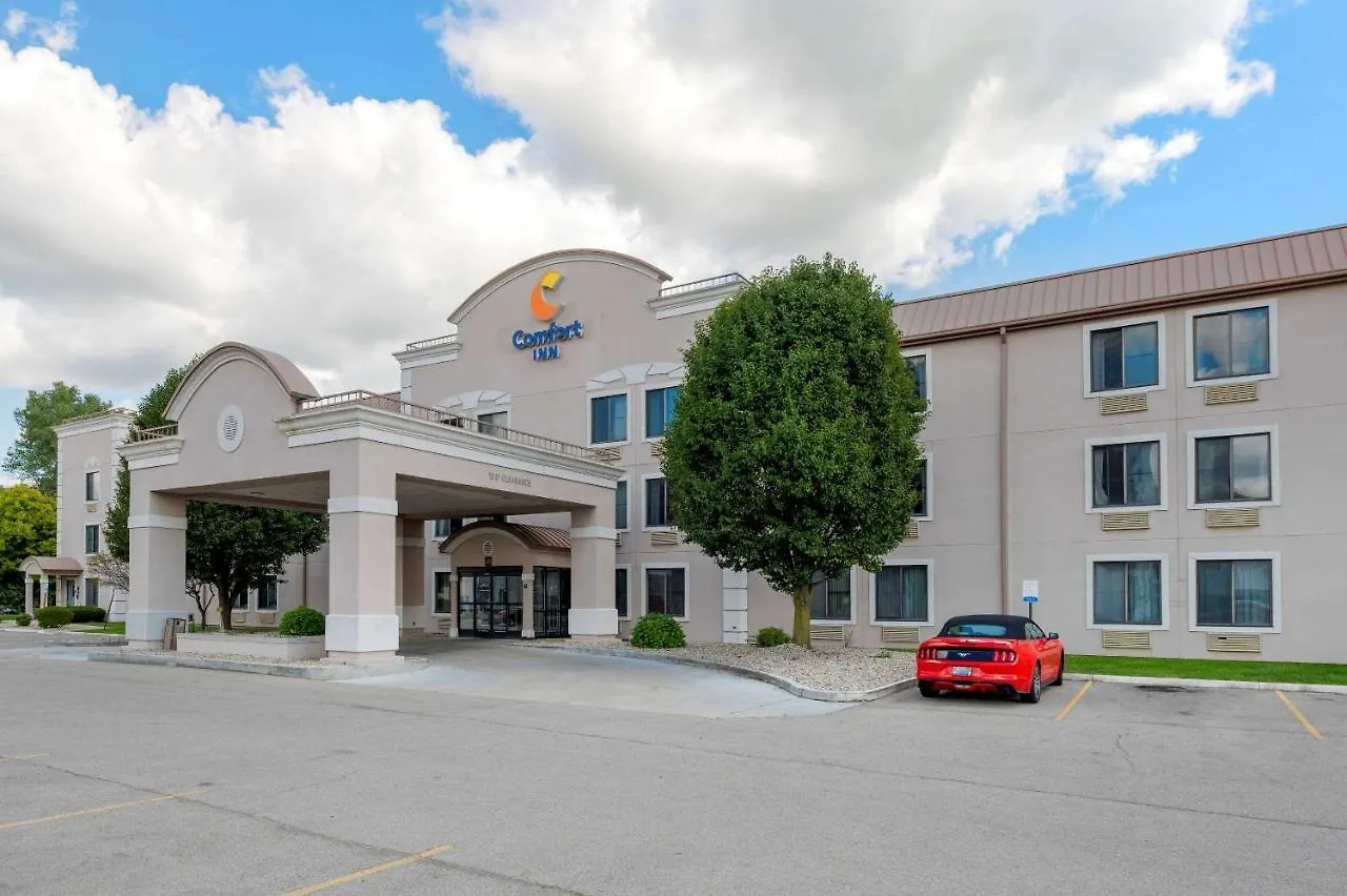 4 Top 3-Star Hotels Near Historical Military Armor in Anderson