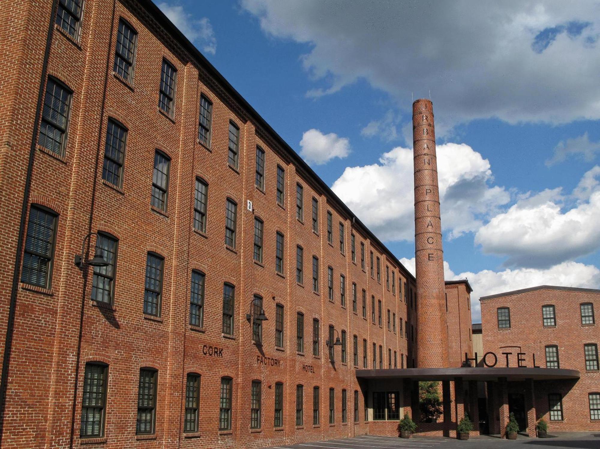 2 Top 3-Star Hotels Near Landis Valley Museum for Easy Access